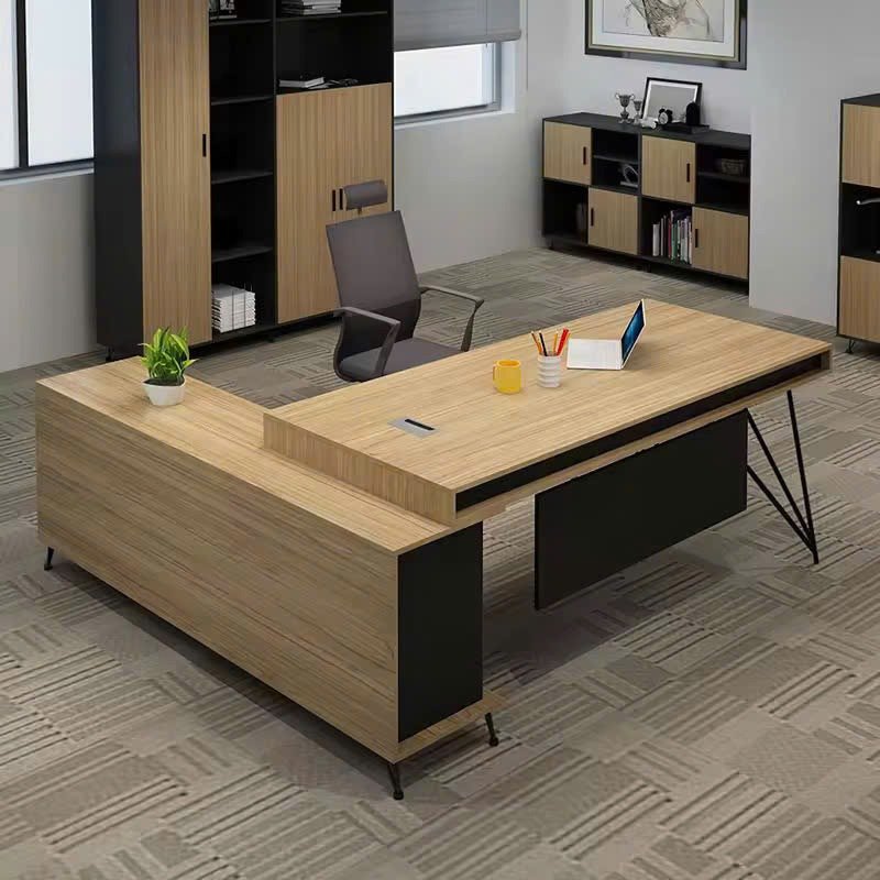 Bàn Giám Đốc Chân Sắt Chéo Có Tủ Phụ Hiện Đại