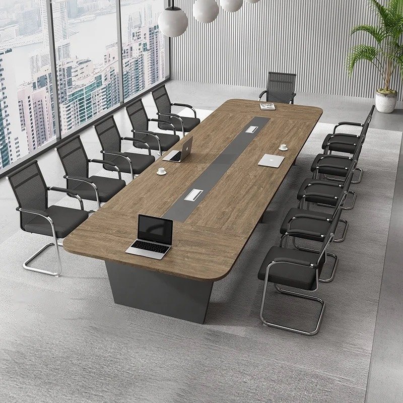 Bàn họp văn phòng bo viền chân vat 4m8