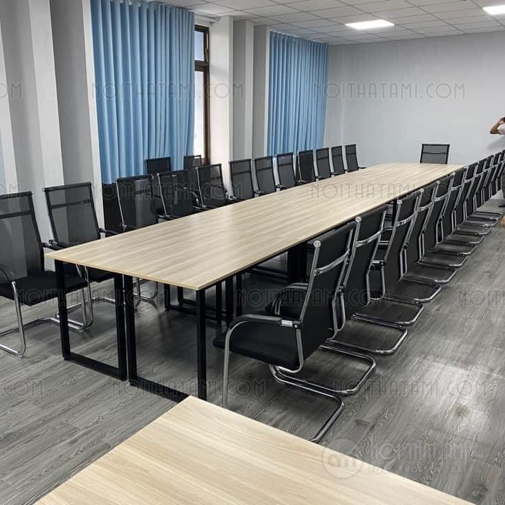 Bàn làm việc chân sắt chữ U BCS-U-12-OC