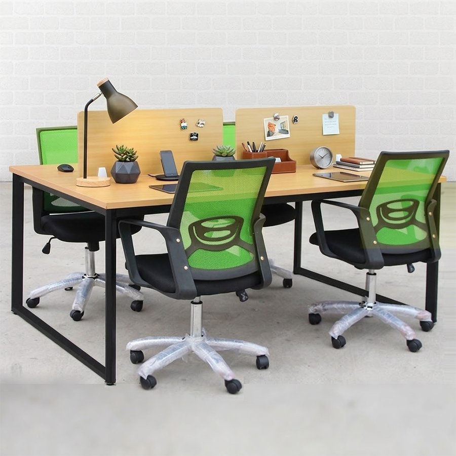 Bàn cụm 4 nhân viên chân chữ u vách ngăn gỗ