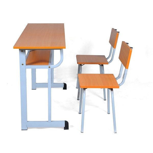 Bàn học sinh rời ghế trường cấp 1 & 2