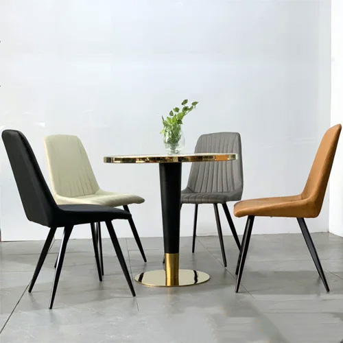 Bo-ban-tron-tiep-khach-showroom-cao-cap
