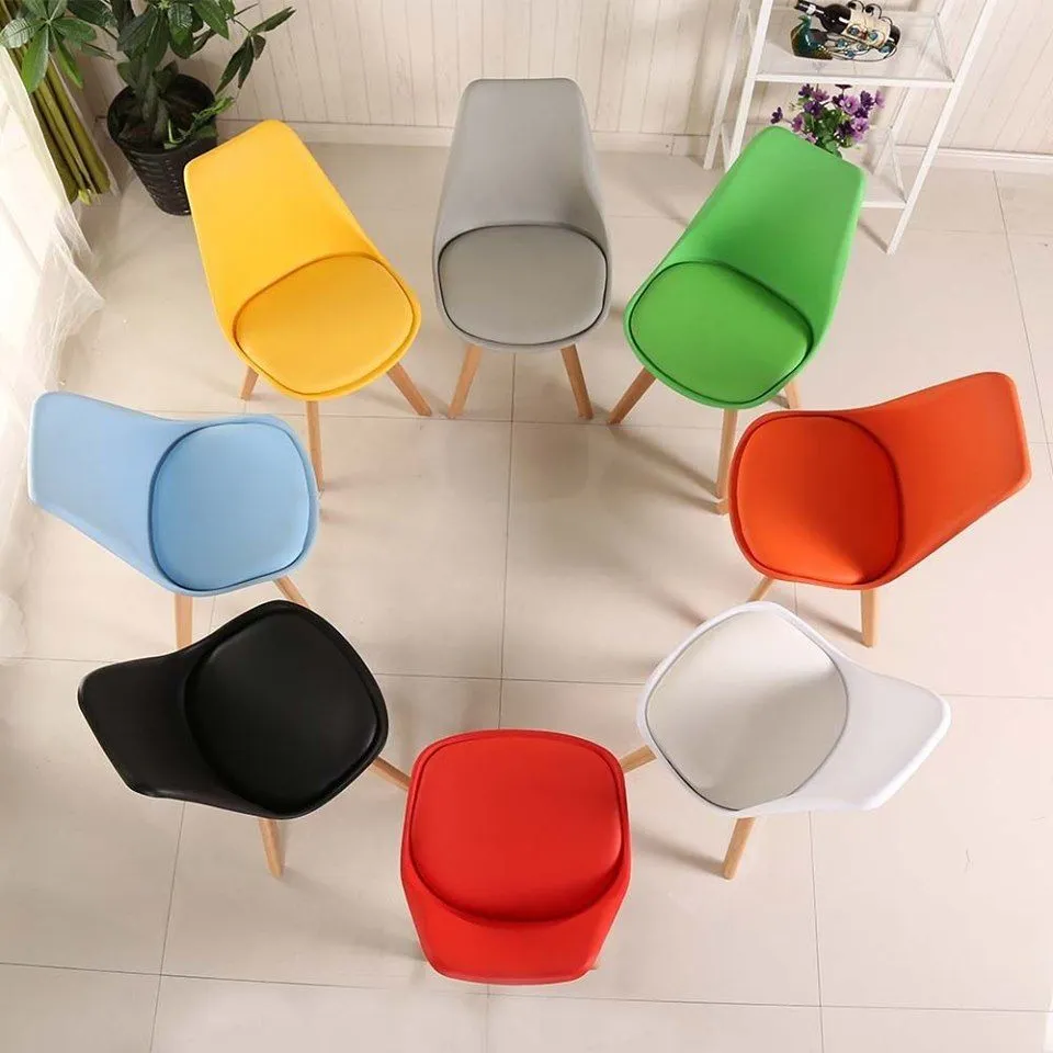 Bộ bàn ăn, cafe hiện đại cho 3 người gồm bàn tròn T105 và ghế cafe bọc nệm chân gỗ 205